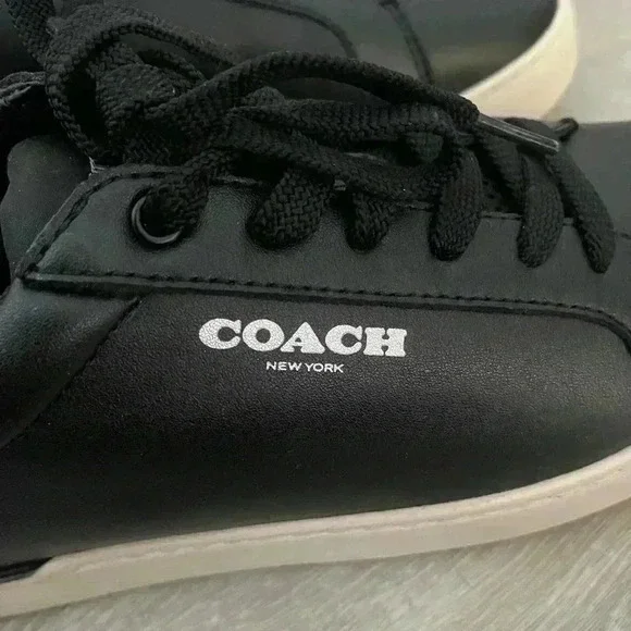 COACH - Coach Outlet Clip Low Top Sneaker - Picture 3 of 7